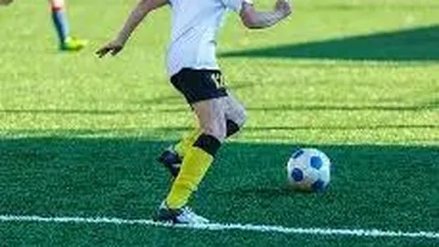 U17中国青年男篮力克U18队友